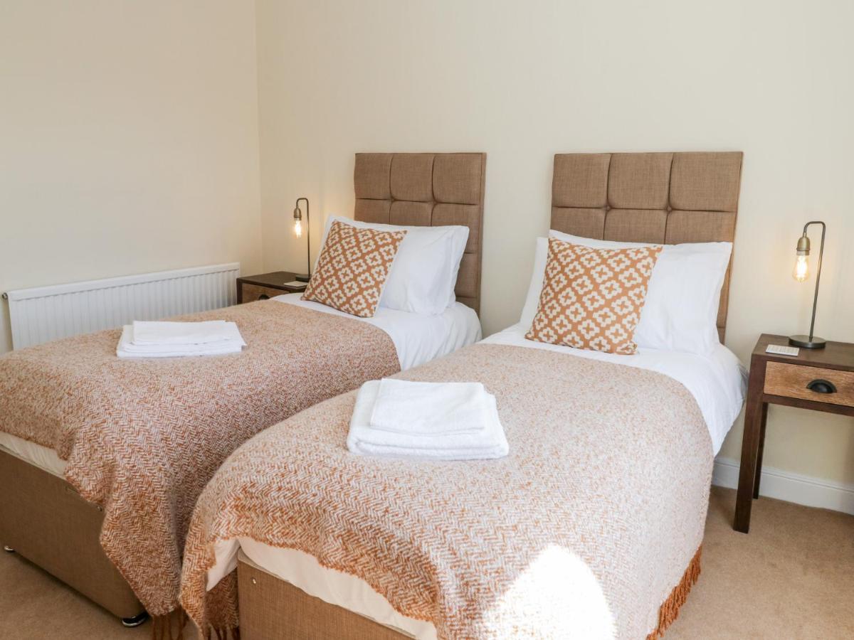 Laurel House Villa Whitby Dış mekan fotoğraf
