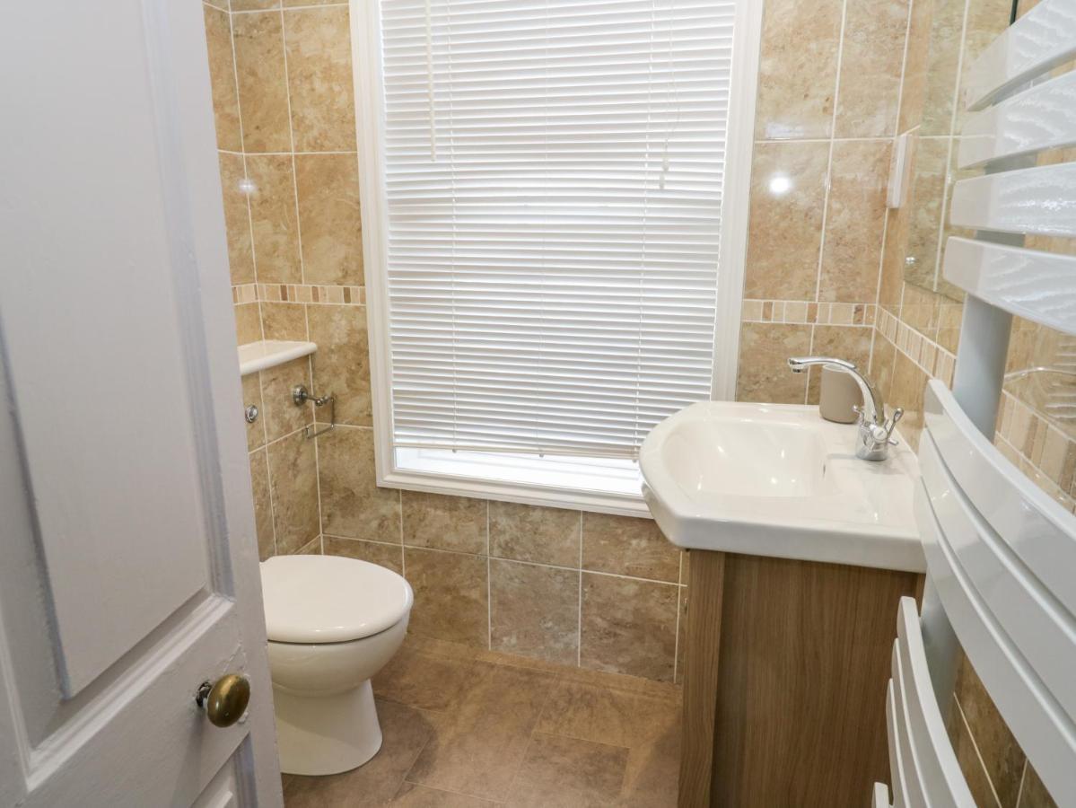 Laurel House Villa Whitby Dış mekan fotoğraf